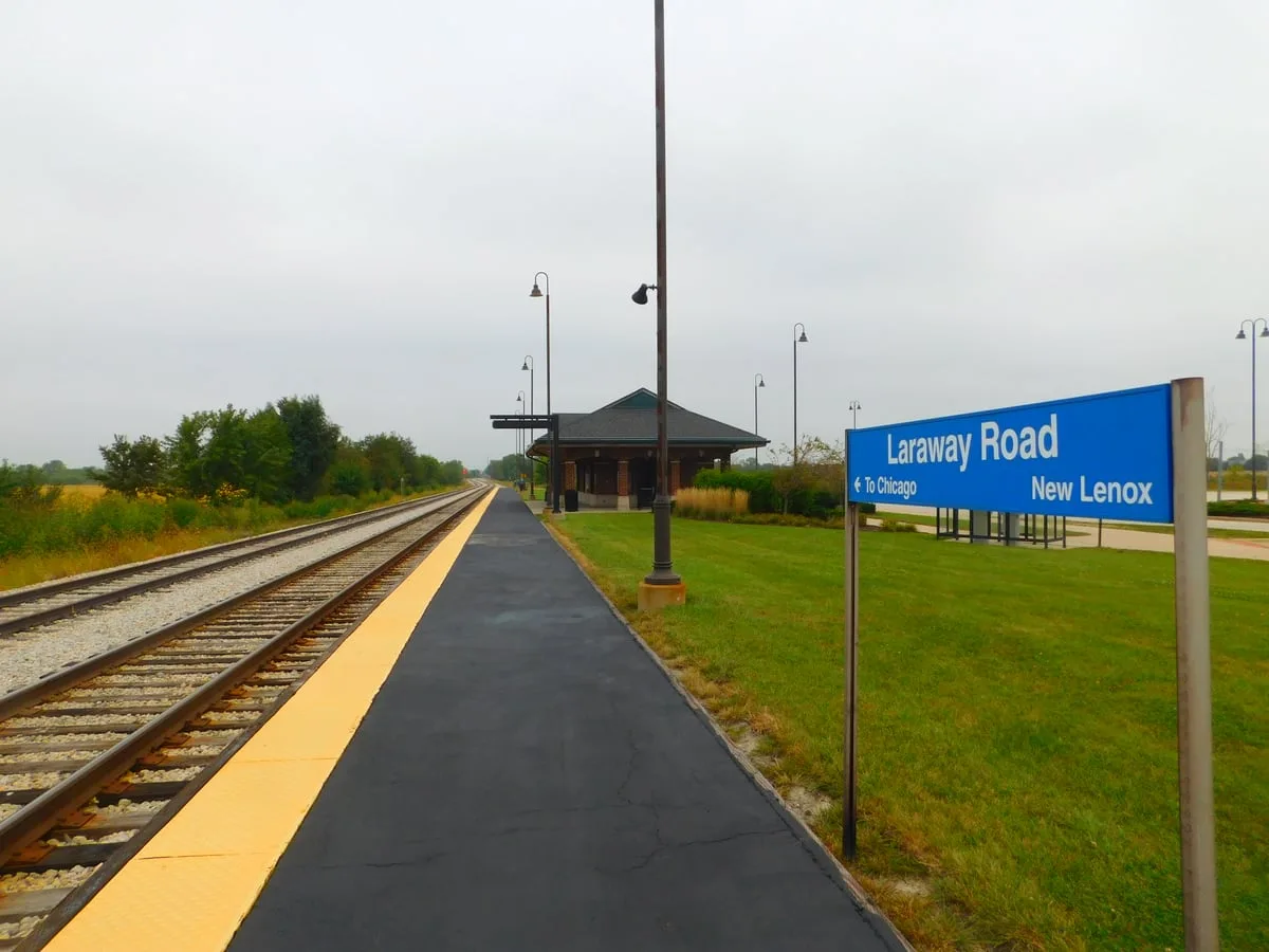 Laraway Road Metra Station in New Lenox, IL